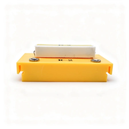 Резистор R2 сопротивление (5,7 ± 0,6) Ом